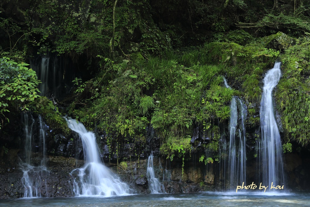 「陣馬の滝」
