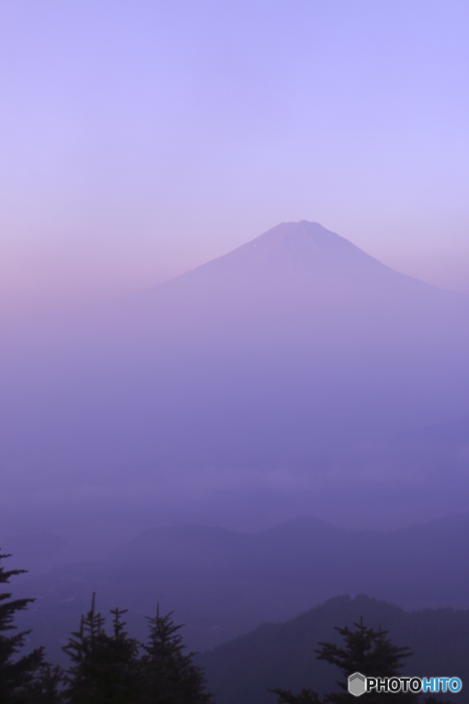 「朝霞の中」