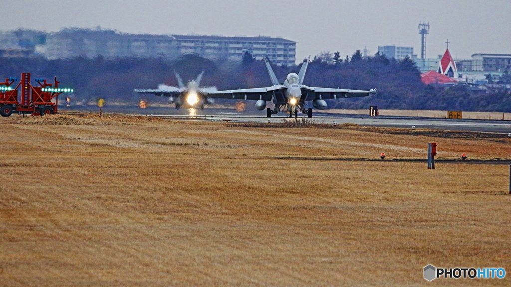 厚木基地