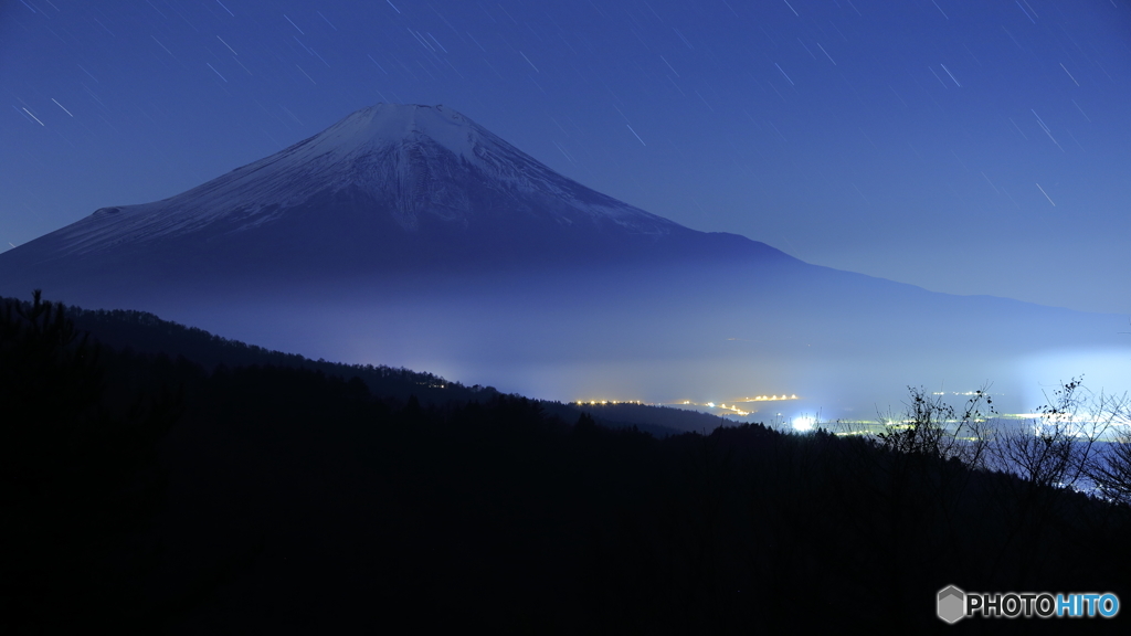 「忍野の夜」