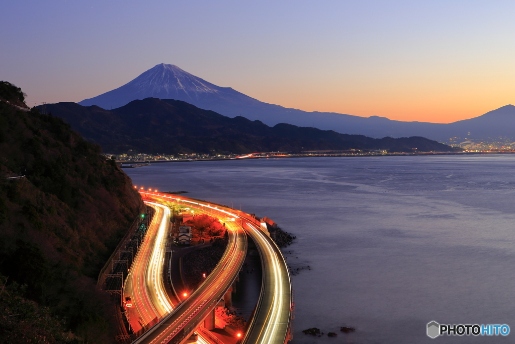 峠の朝