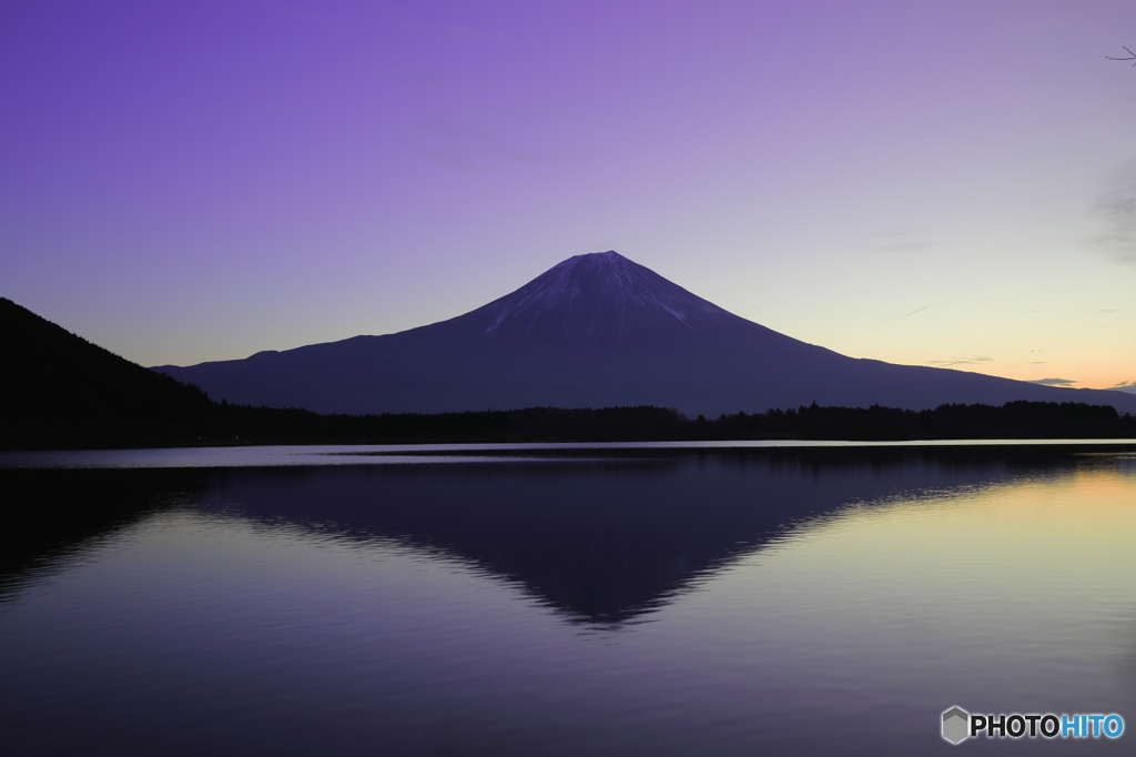 「日の出待つ時間」
