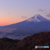 朝を迎える