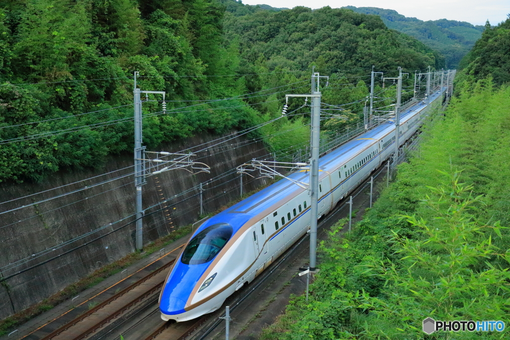 駆け抜ける