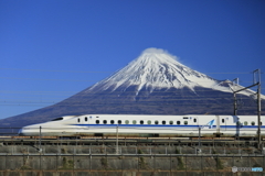 駆け抜ける