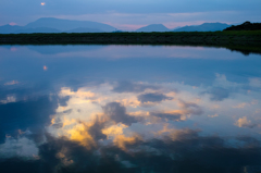 朝の雲