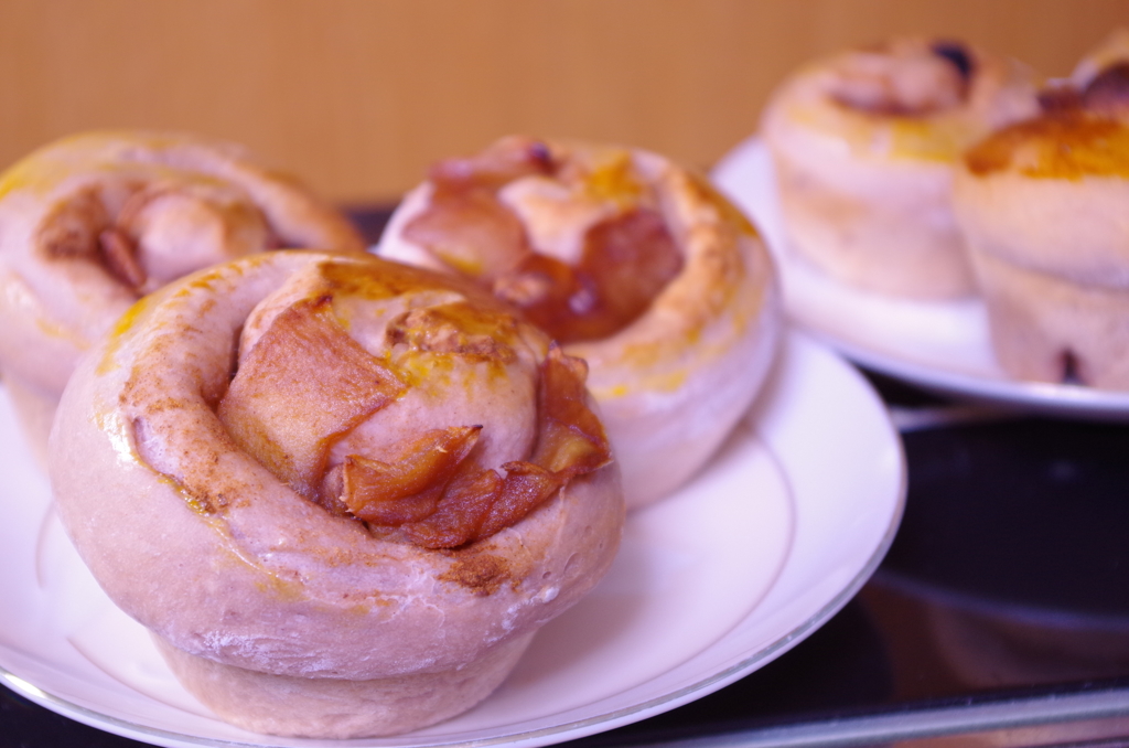 赤ワインを練り込んだパン