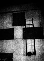 新橋における梯子