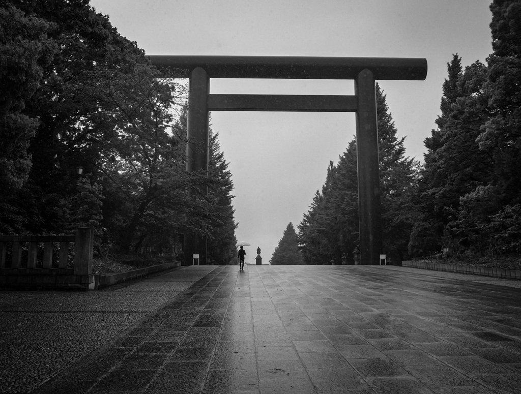 雨の参拝