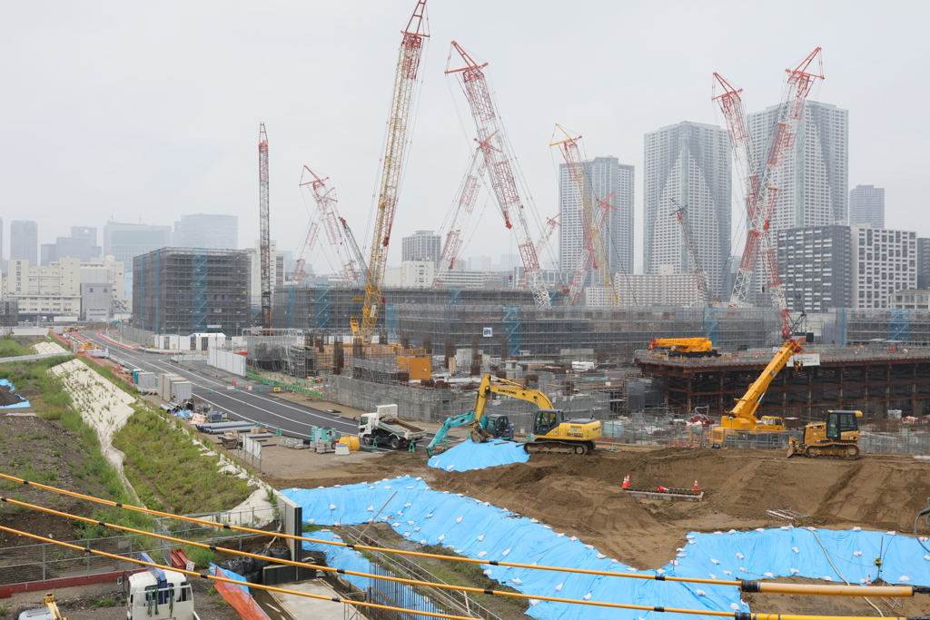 今こそ公開「選手村」