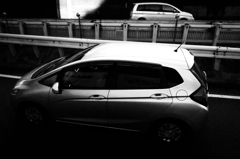 意味のないすれ違い（バス車窓）