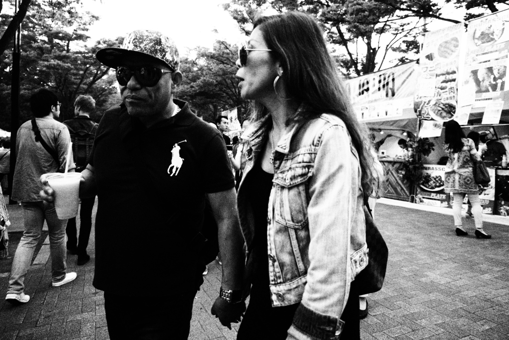 ハードに手をつなごう