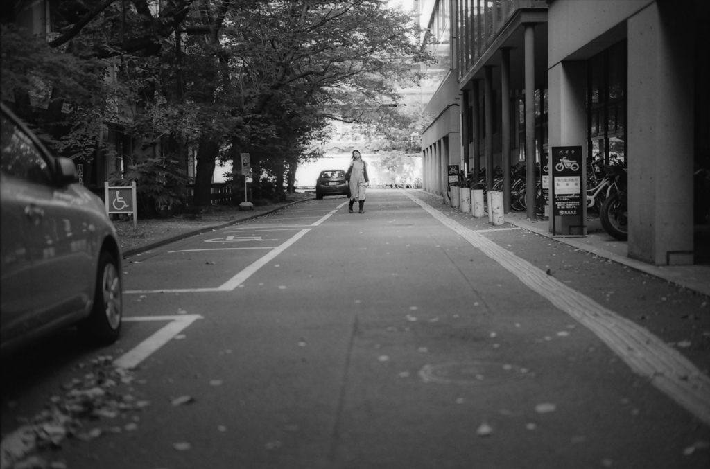 おぼつかない足元