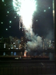 手伝い故にＶＩＰ　花火　3