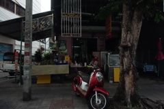 in the distance・・Thailand　ほどほどな仕事