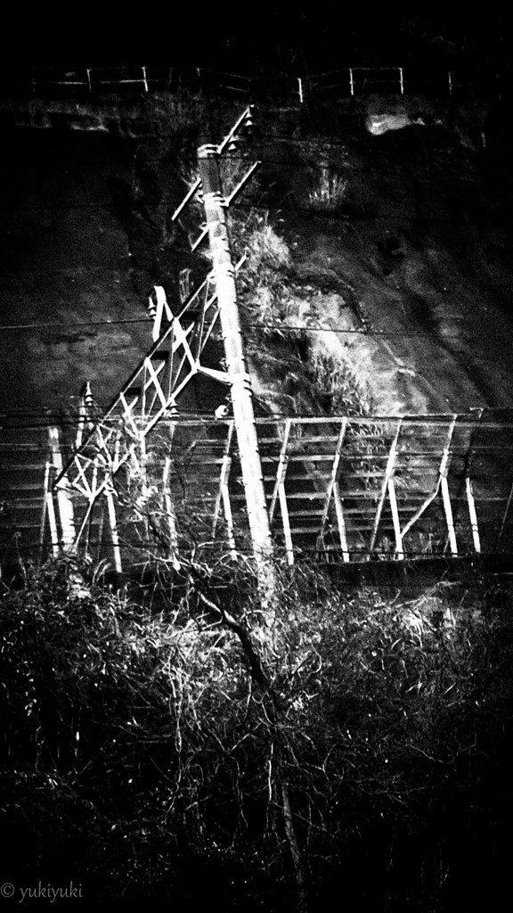 なんとなく、おっ立つ