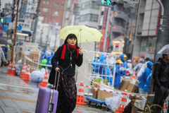 競技をよそに旅だつ人