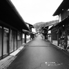 雨の路地