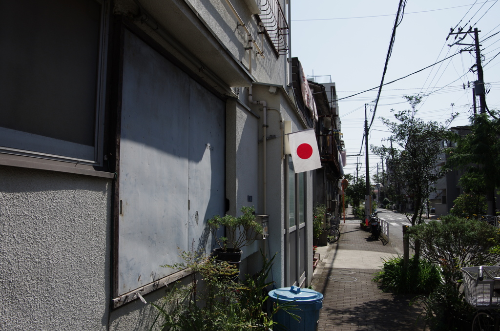 祭日には休日を