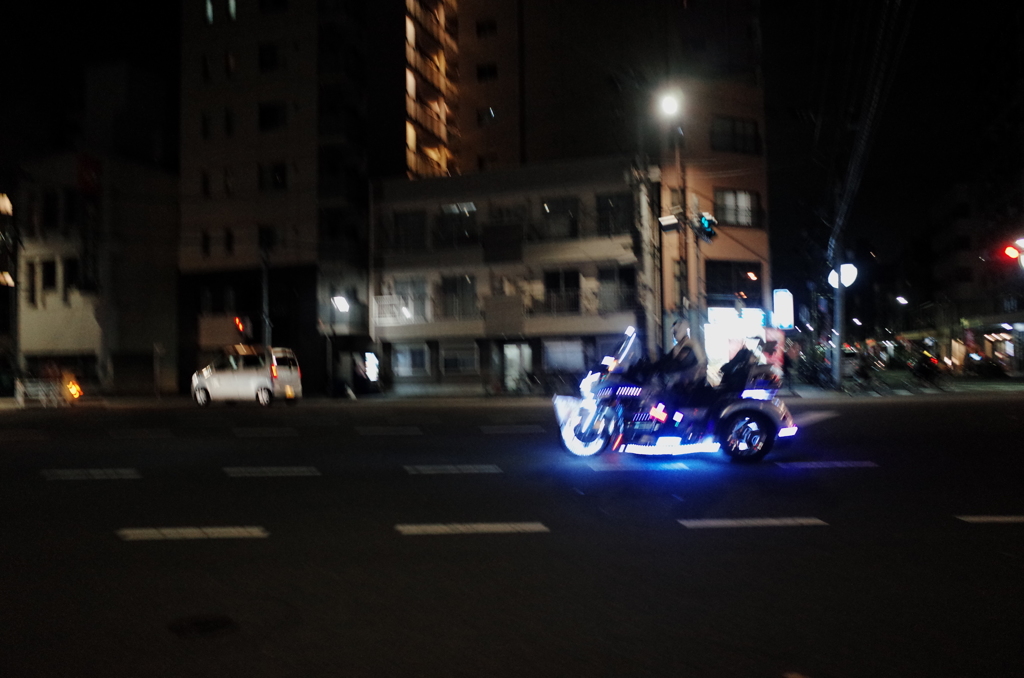 未確認走行物体