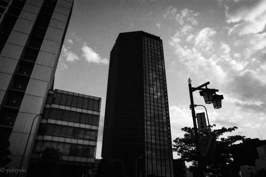 Ｂ／Ｗ