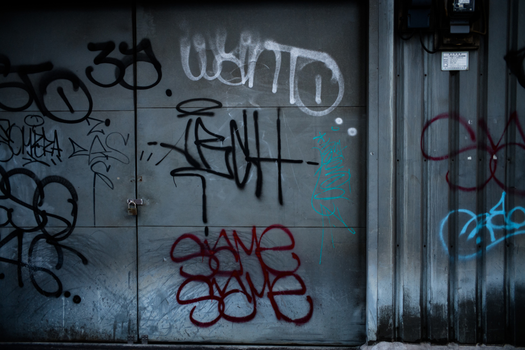 暗号化された扉