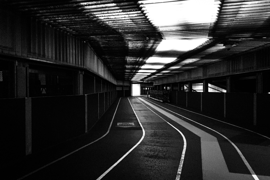 誰もいない成田