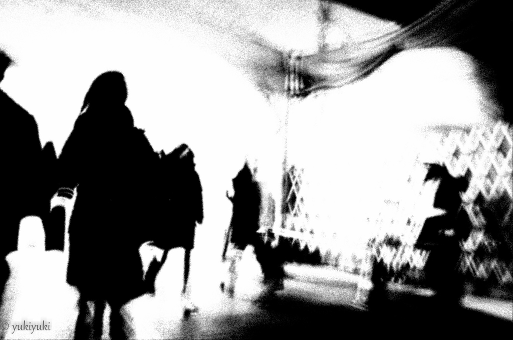 高架下という場所