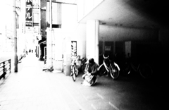 何やってんだろ