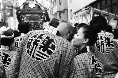 ひそひそと・・・