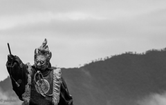 神と山々