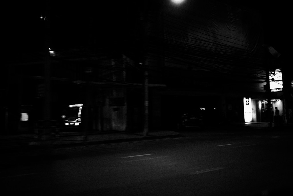 in the distance・・あの男