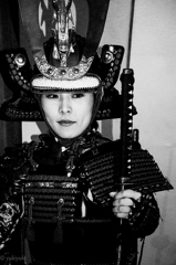 人は武士、花は桜