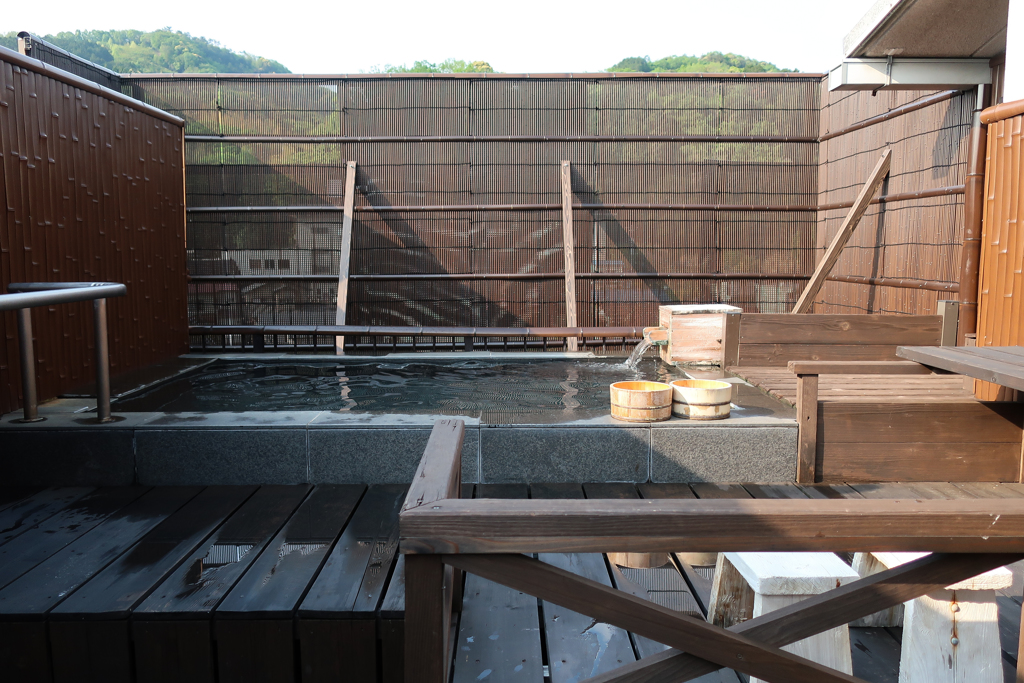 専用露天風呂(朝）