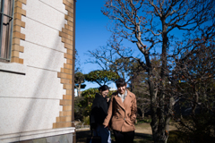 その角を曲がれば