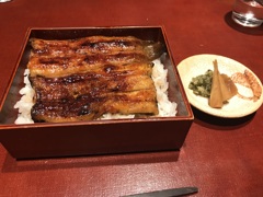 緊急事態　うなぎ