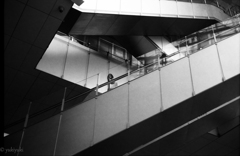 エスカレーターにおける孤独