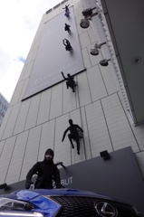 忍者とレクサス