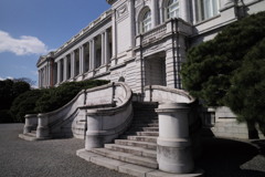 迎賓館ひとりぼっち