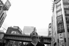 スパイダーマンは上にいない