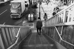 彼は首を長くして待ったが・・・