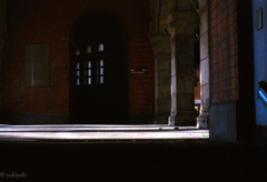 階段を上がった時