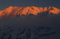 赤らむ立山