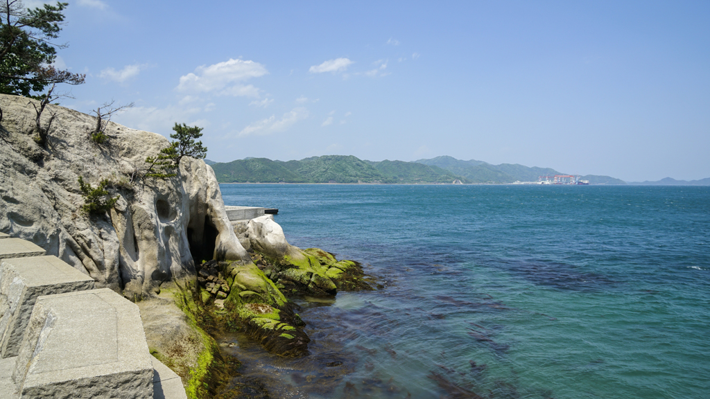 大久野島から瀬戸内海を眺めて