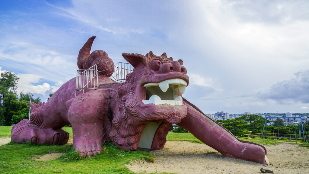 カママ嶺公園のシーサー