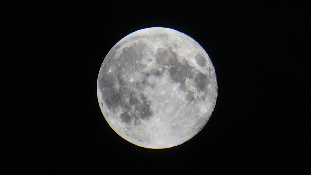 スーパームーン