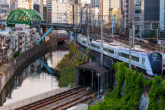 お茶の水交差5 あずさ