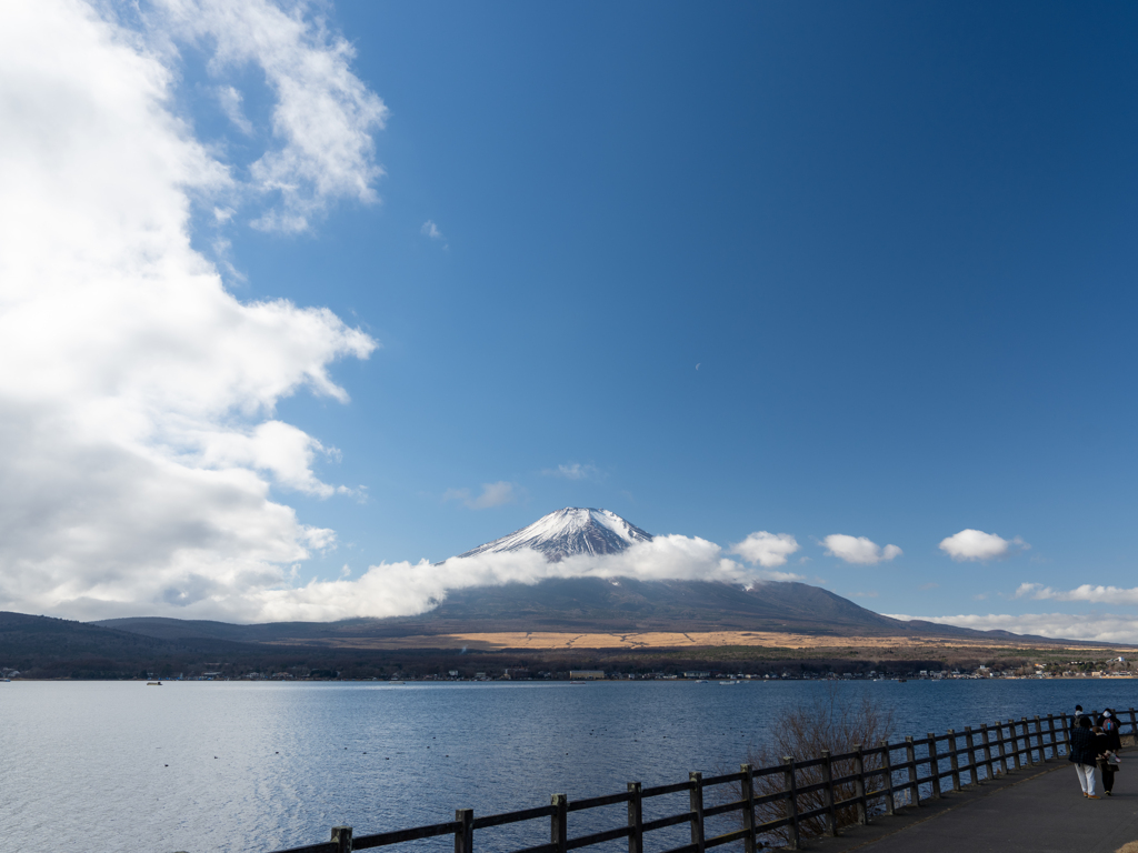 山中湖畔より8