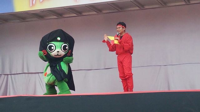 28536922_2121867389_28large