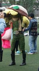 28536922_2112285955_173large